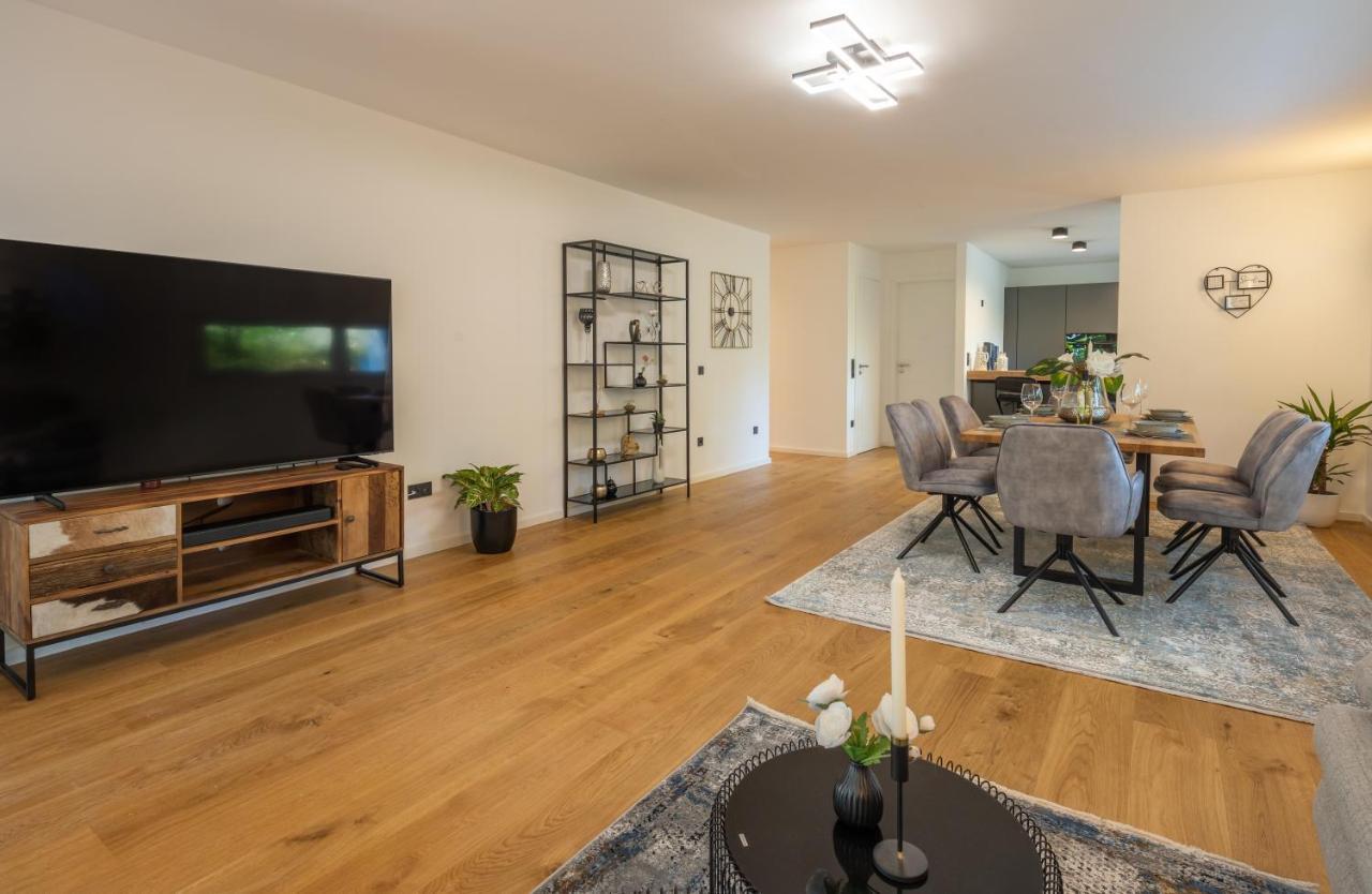 Sweethome - Luxus Pur - Grosse Kueche, 2 Baeder, 2 Terrassen Ottobrunn Eksteriør bilde
