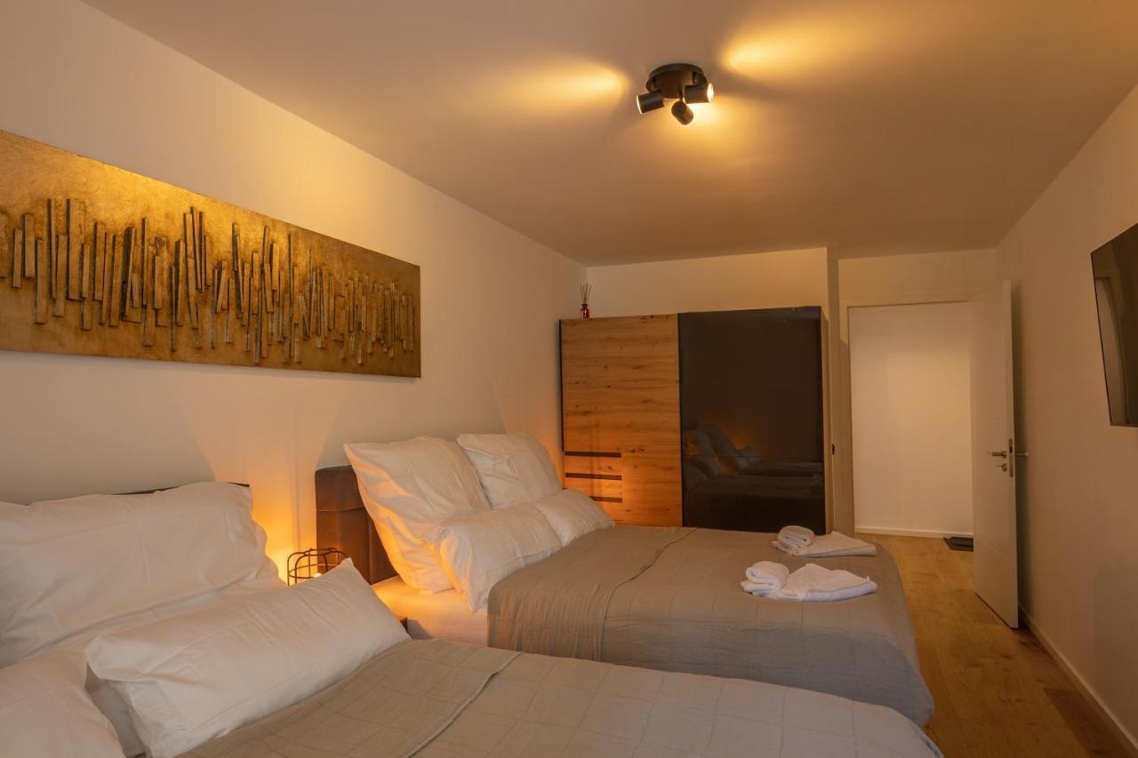 Sweethome - Luxus Pur - Grosse Kueche, 2 Baeder, 2 Terrassen Ottobrunn Eksteriør bilde