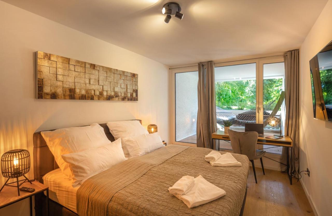 Sweethome - Luxus Pur - Grosse Kueche, 2 Baeder, 2 Terrassen Ottobrunn Eksteriør bilde